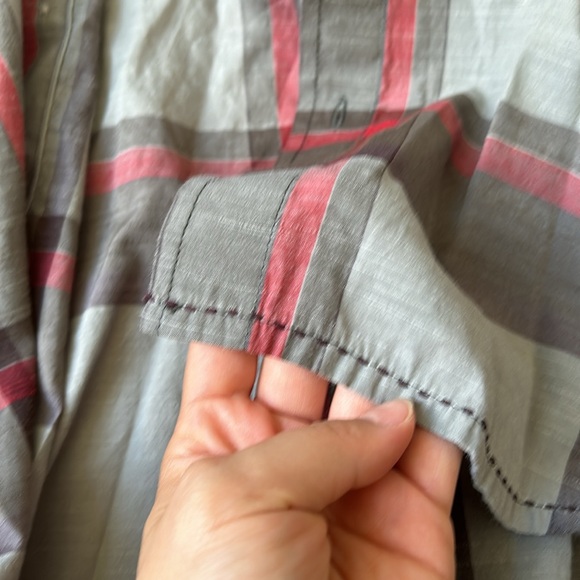 Prana gray and red shirt plaid short sleeve dress shirt size large - Picture 7 of 13